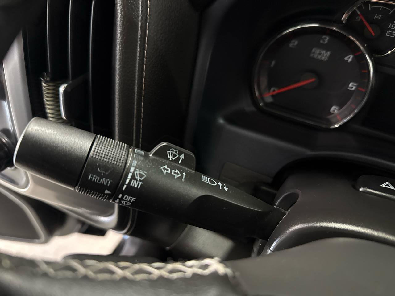 Used 2015 GMC Sierra 1500 SLT w/ SLT Crew Cab Value Package image 15