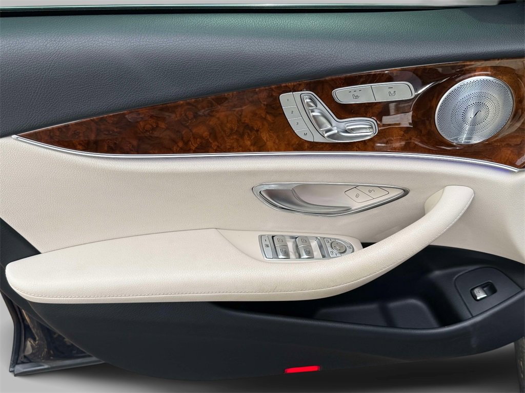 Used 2018 Mercedes-Benz E 400 4MATIC Wagon image 20