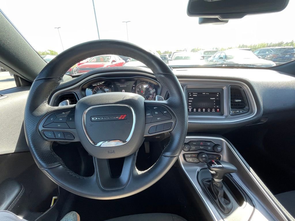 Used 2022 Dodge Challenger R/T w/ Blacktop Package image 22