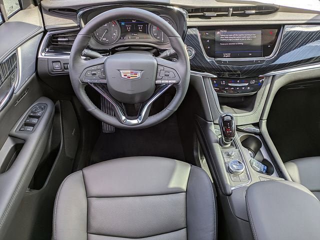 New 2025 Cadillac XT6 Premium Luxury w/ Technology Package FWD image 17