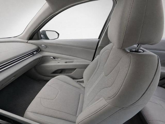 Used 2021 Hyundai Elantra SE FWD image 26
