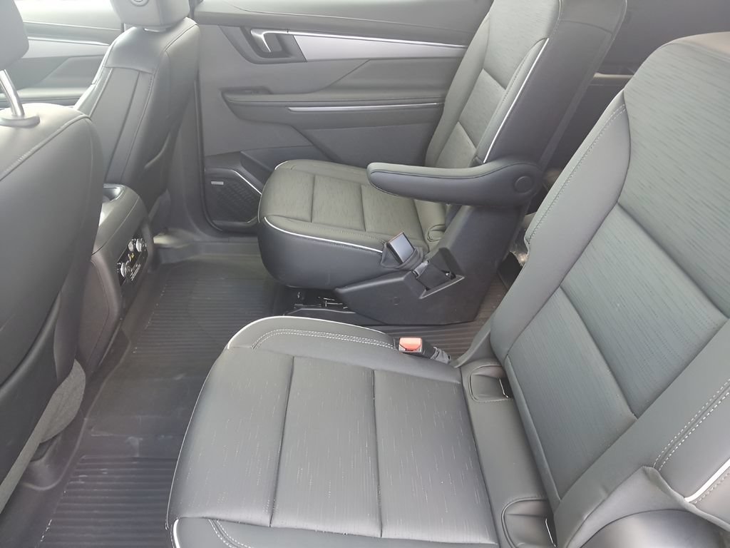 New 2025 Buick Enclave Sport Touring w/ Super Cruise Package FWD image 17