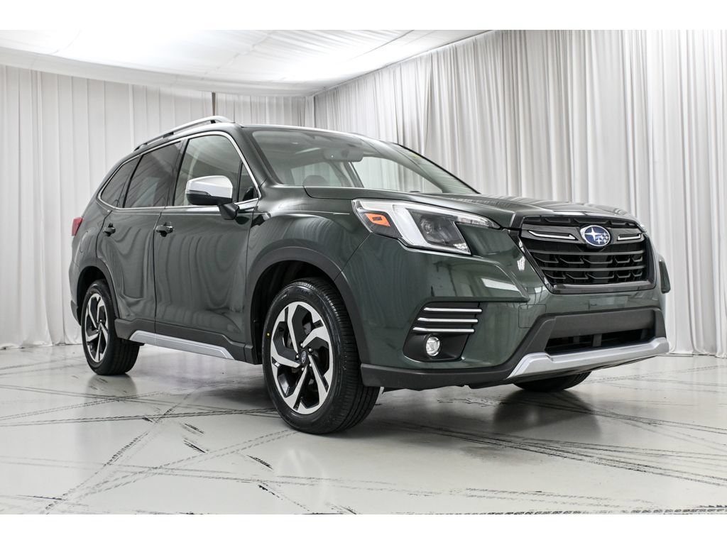 Used 2023 Subaru Forester Touring w/ Popular Package #2 AWD/4WD image 2