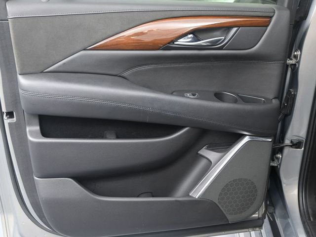 Used 2018 Cadillac Escalade ESV Premium Luxury image 22