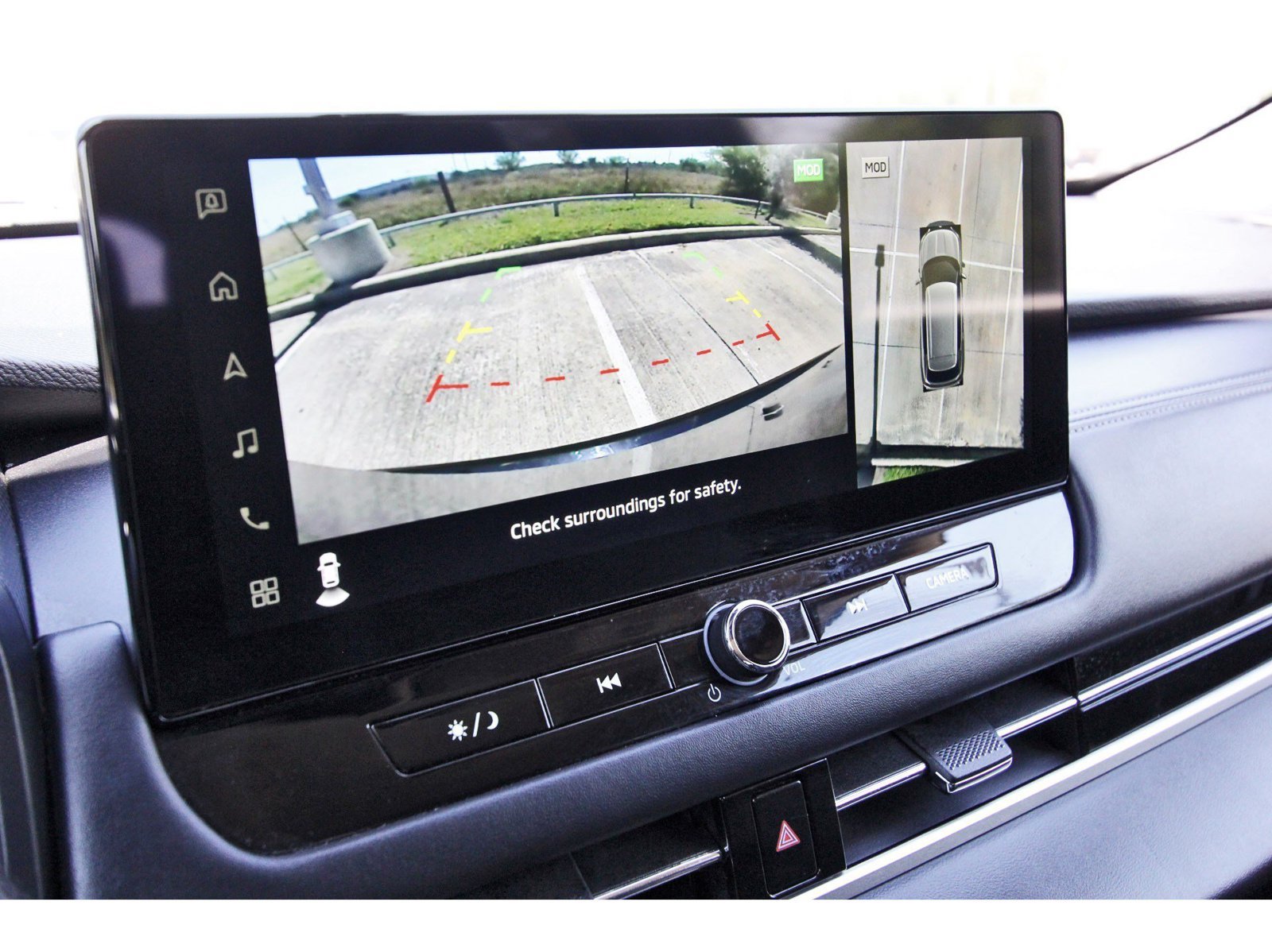 Used 2025 Mitsubishi Outlander SE FWD image 28