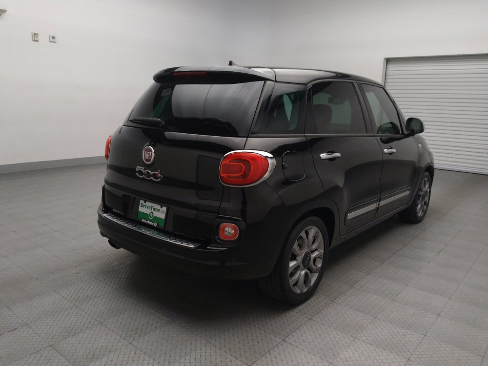 Used 2017 FIAT 500L Lounge w/ Dual-Pane Sunroof Package image 9
