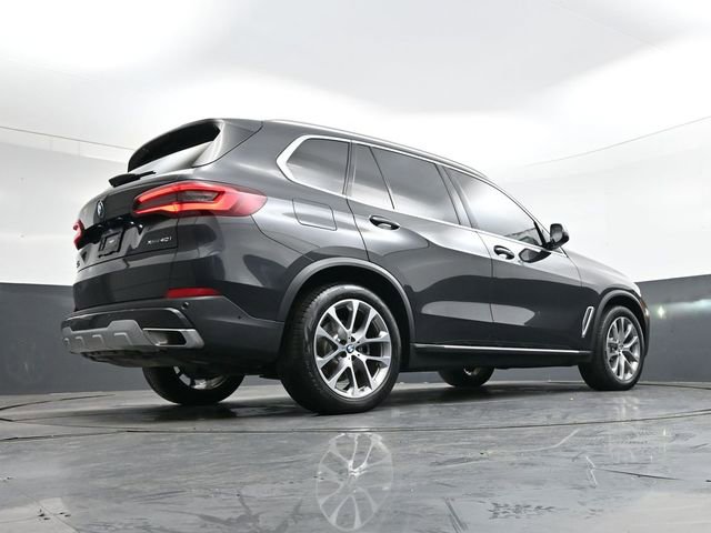 Used 2023 BMW X5 xDrive40i w/ Premium Package image 31