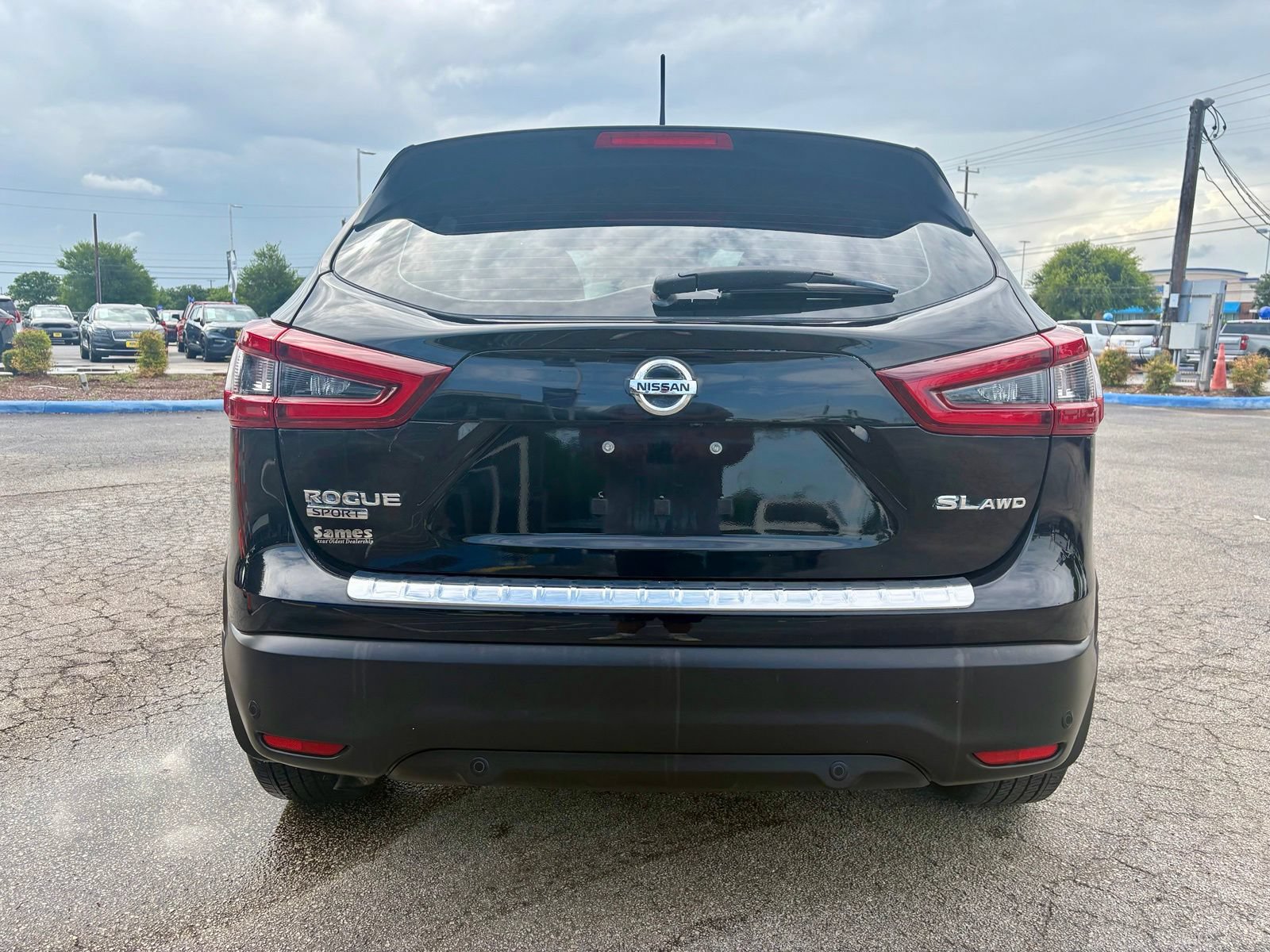 Used 2022 Nissan Rogue Sport SL AWD/4WD image 4