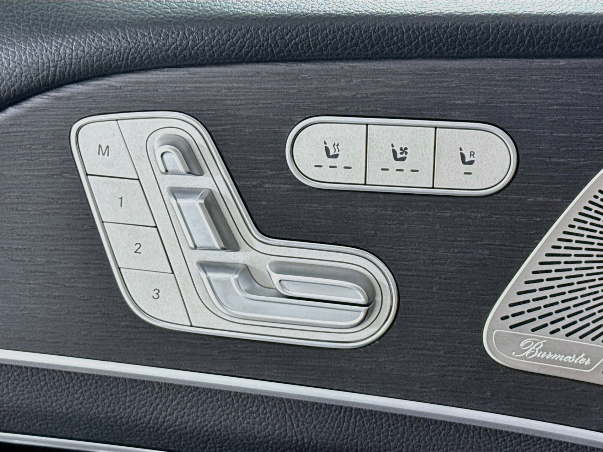 New 2027 Mercedes-Benz GLS 450 4MATIC image 22
