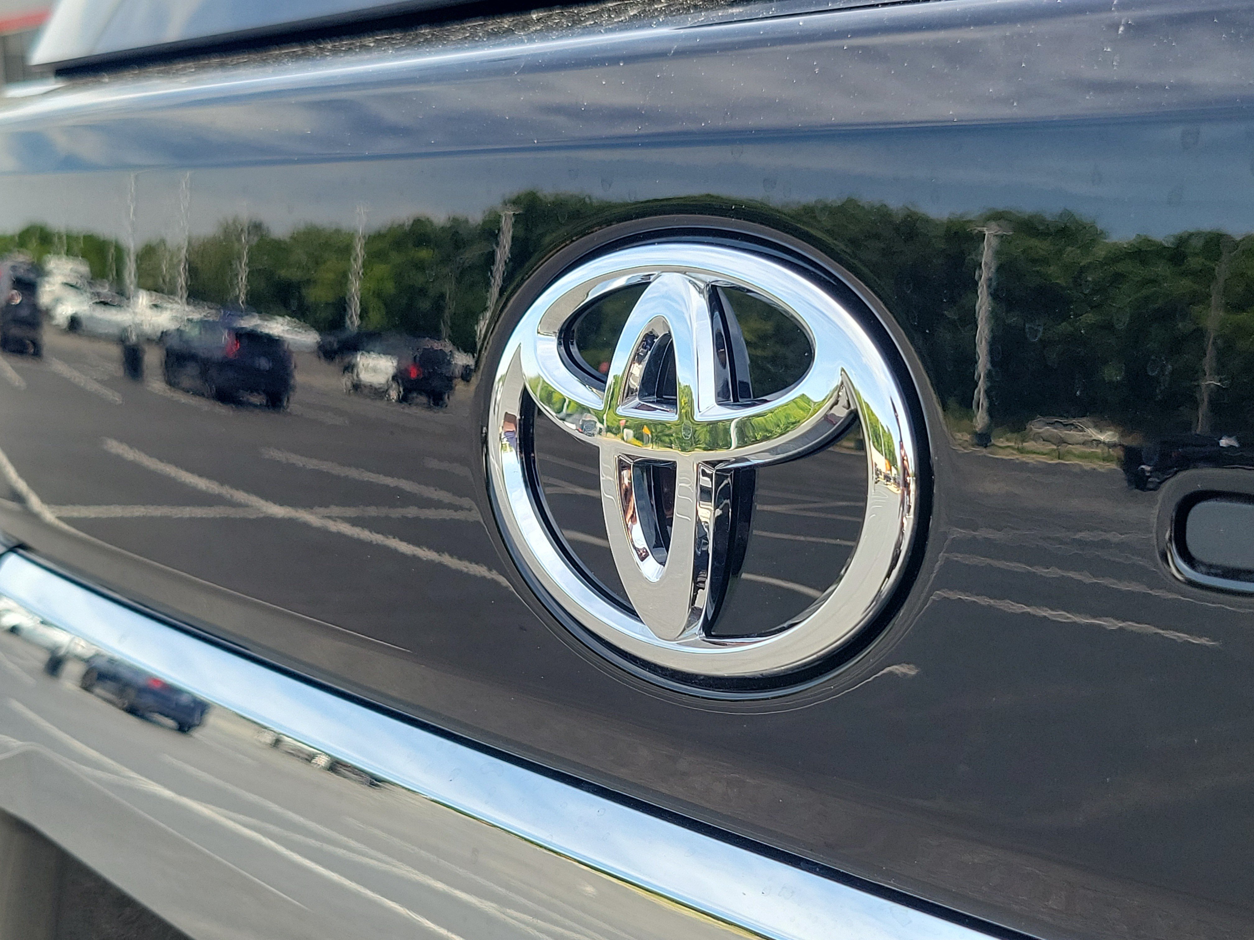 New 2026 Toyota Sequoia 1794 Edition AWD/4WD image 9