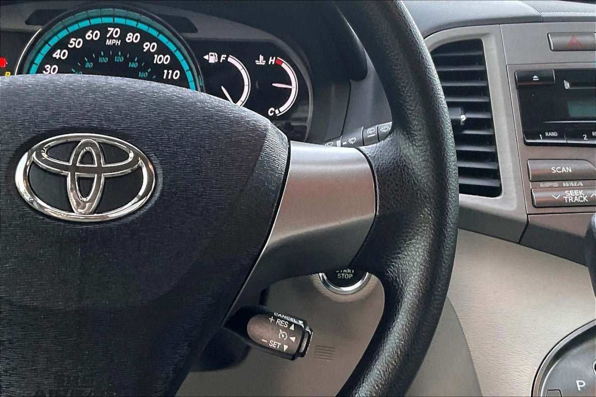 Used 2009 Toyota Venza w/ Convenience Pkg FWD image 12