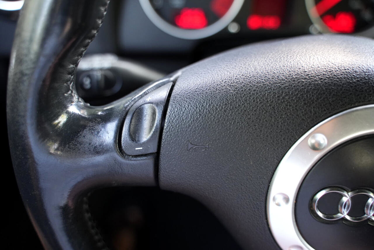 Used 2003 Audi TT 1.8T image 30