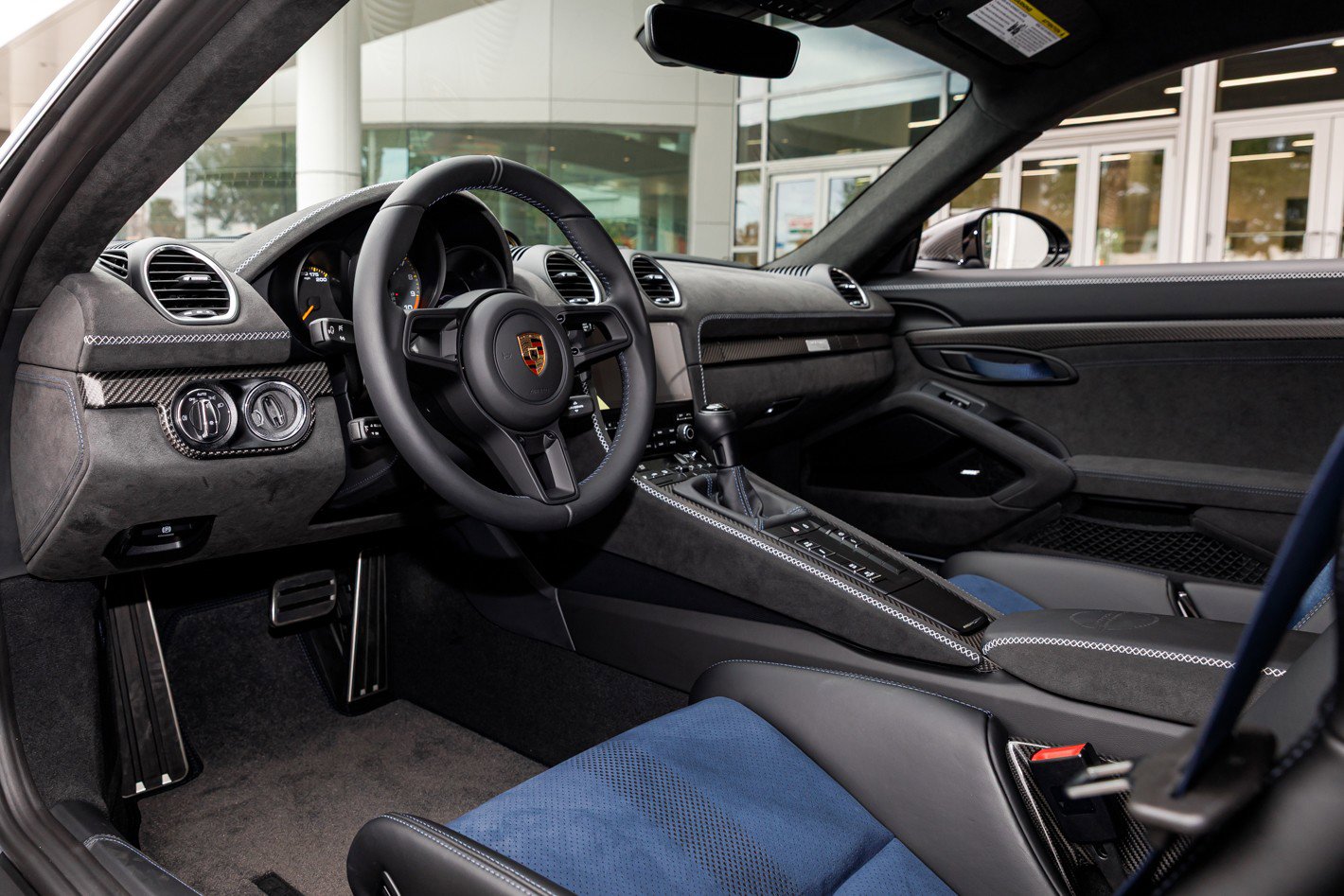 Used 2025 Porsche 718 Cayman GT4 RS image 41