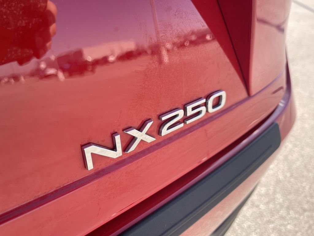Used 2025 Lexus NX 250 FWD w/ Accessory Package (Z2) image 12