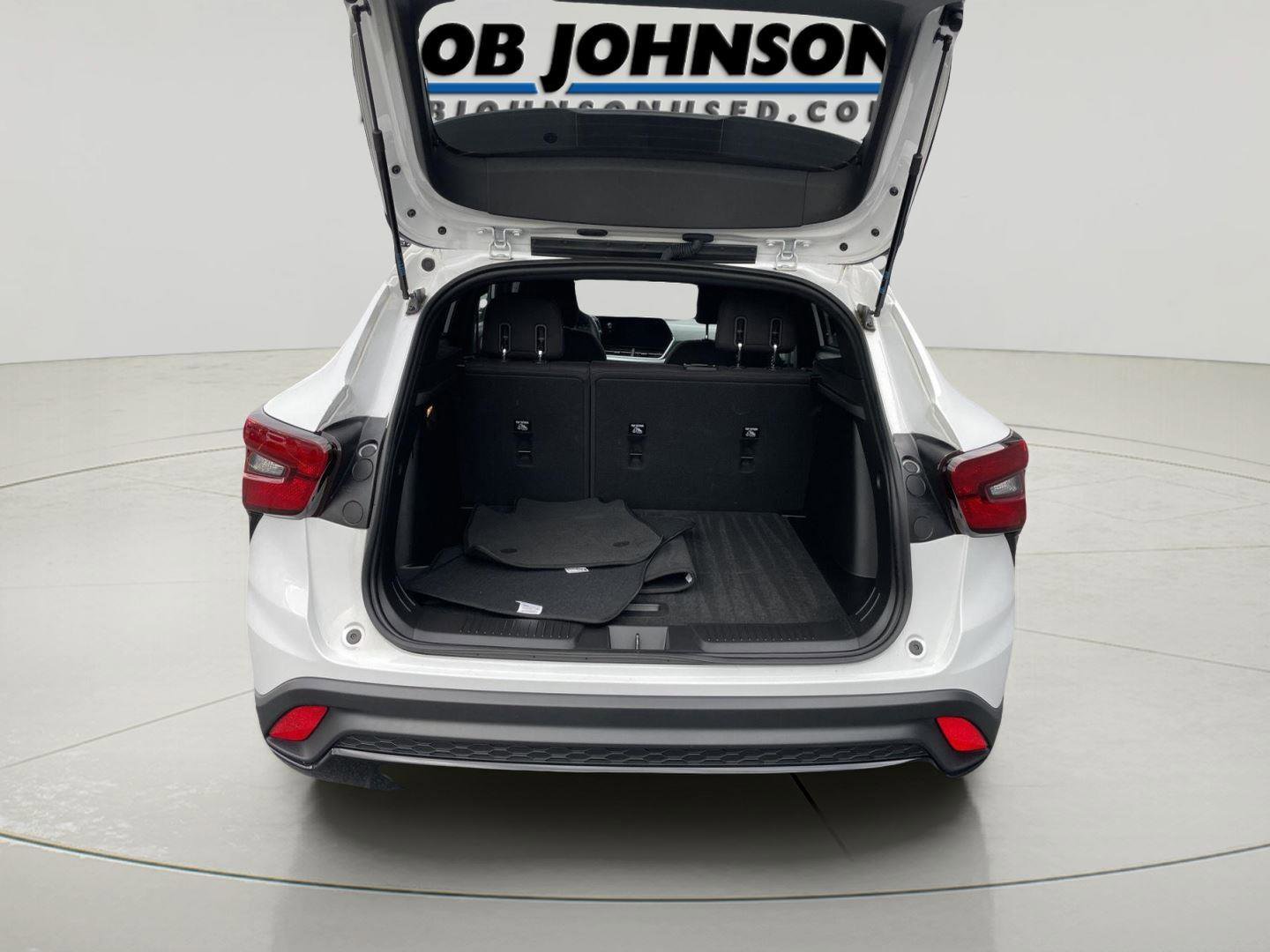 Used 2024 Chevrolet Trax RS w/ Driver Confidence Package FWD image 9