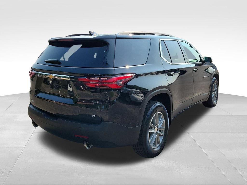 Used 2022 Chevrolet Traverse LT FWD image 4