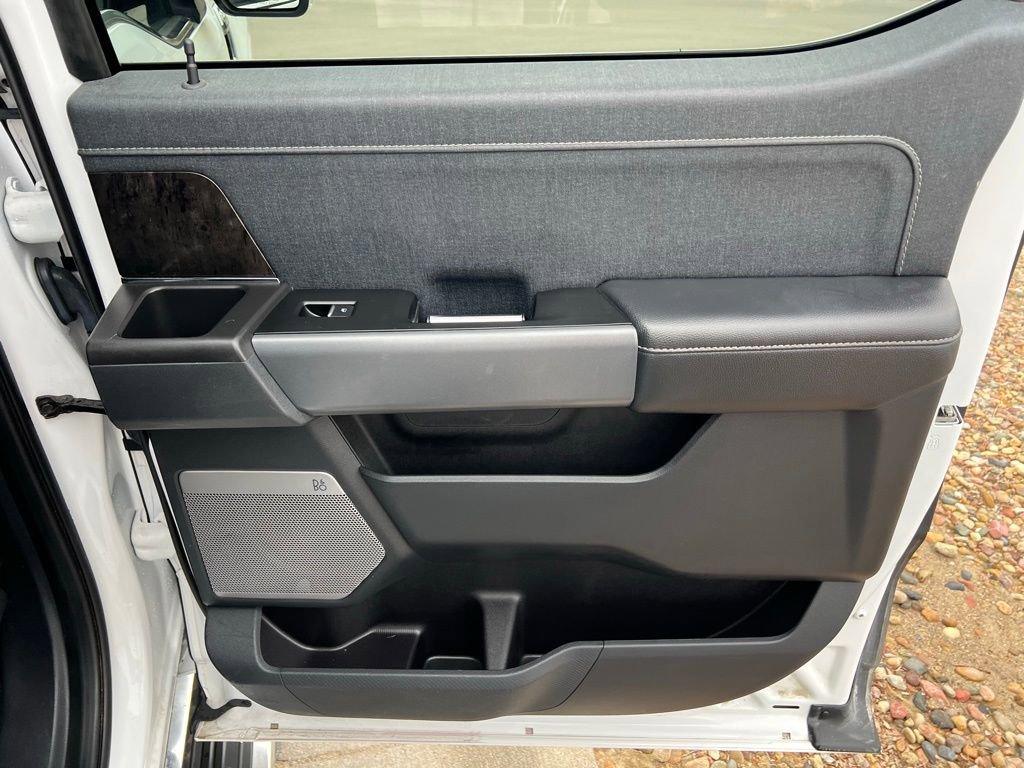 Used 2023 Ford F150 Lariat image 23