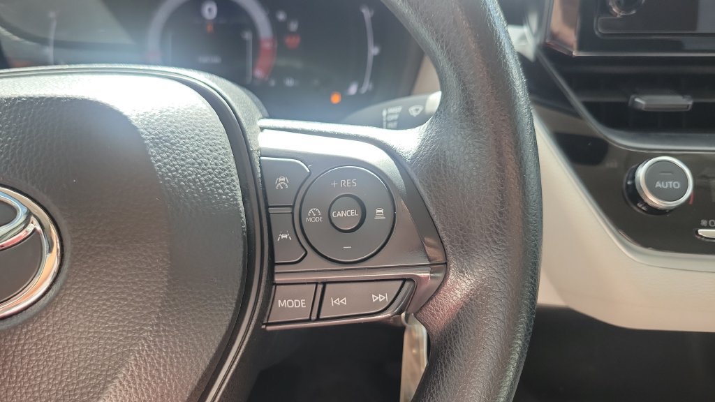 Certified 2026 Toyota Corolla LE FWD image 21