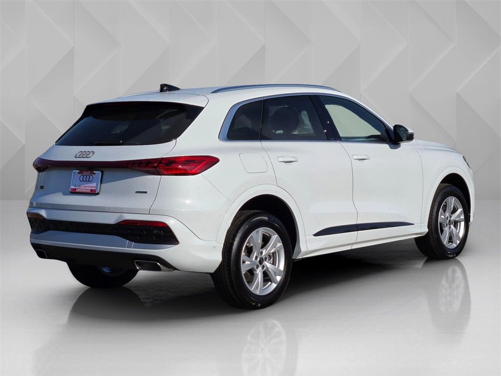New 2025 Audi Q5 Premium image 6