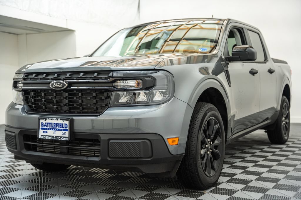 Certified 2024 Ford Maverick XLT w/ XLT Luxury Package FWD image 3