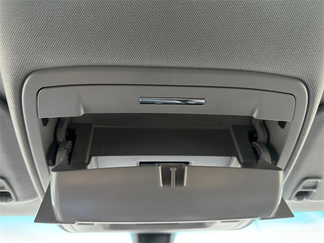 Used 2018 Chevrolet Tahoe 4WD w/ Remote Keyless Entry Package image 24