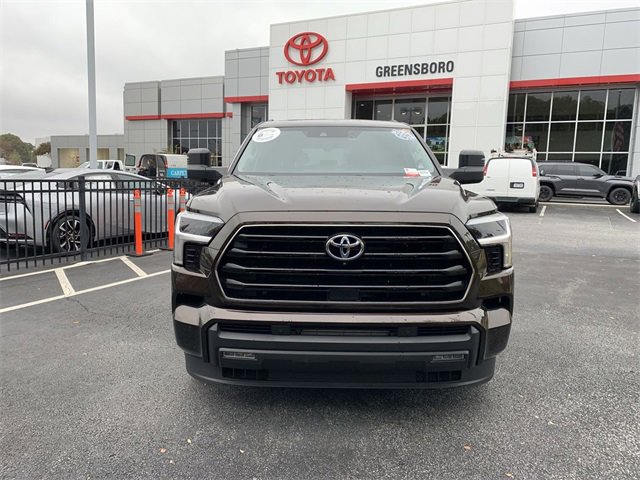 Certified 2023 Toyota Sequoia SR5 image 3