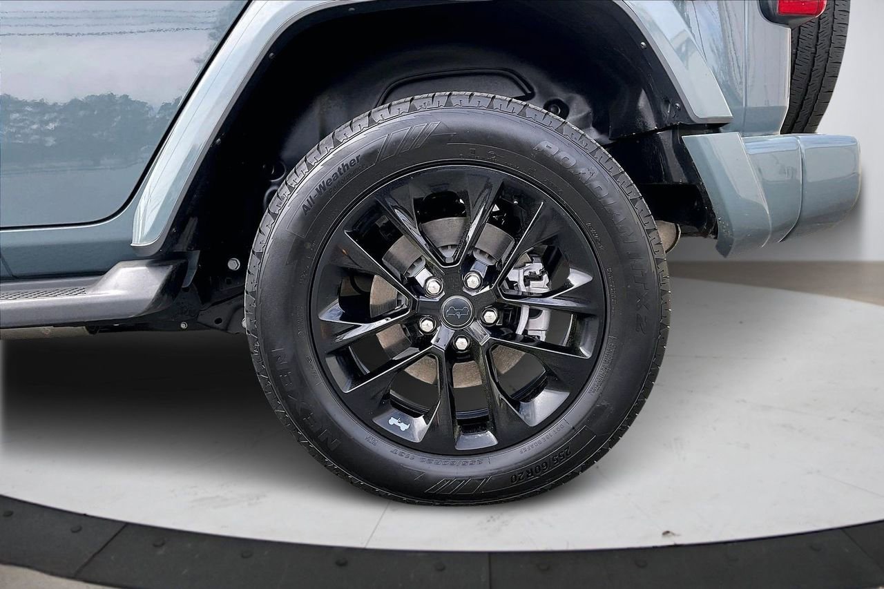 Used 2024 Jeep Wrangler Unlimited Sahara image 34
