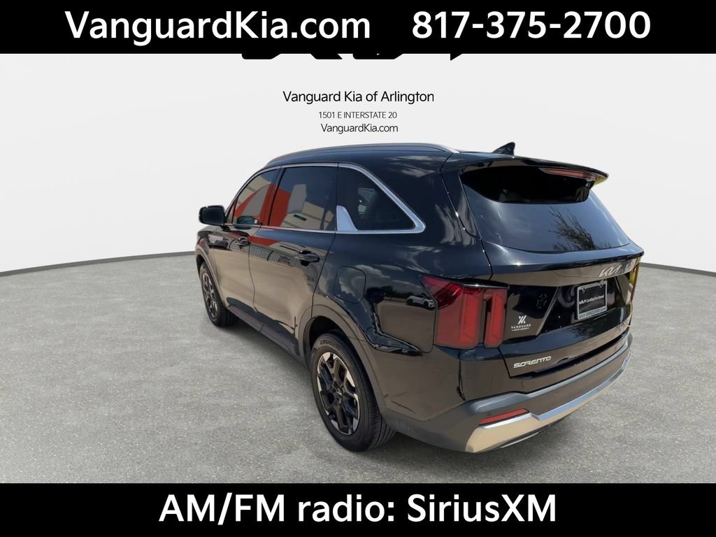 Certified 2025 Kia Sorento S FWD image 7