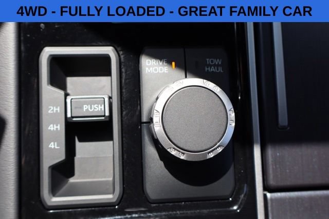 Used 2025 Toyota Sequoia Platinum AWD/4WD image 18