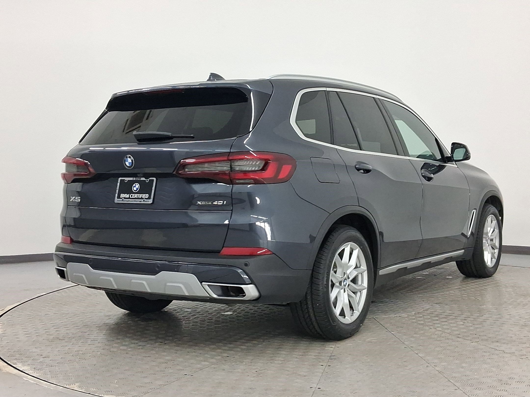 Certified 2022 BMW X5 xDrive40i w/ Luxury Seating Package image 9