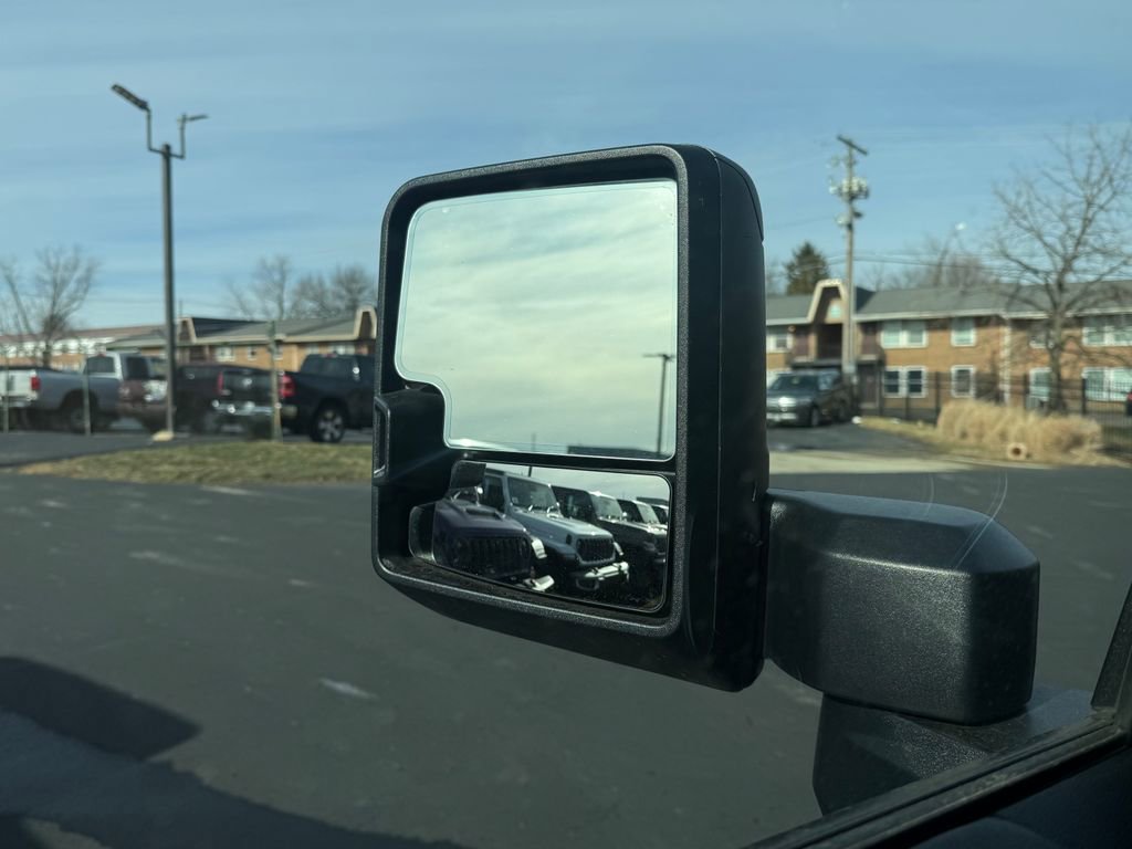 Used 2021 Chevrolet Silverado 2500 LT w/ Convenience Package image 23