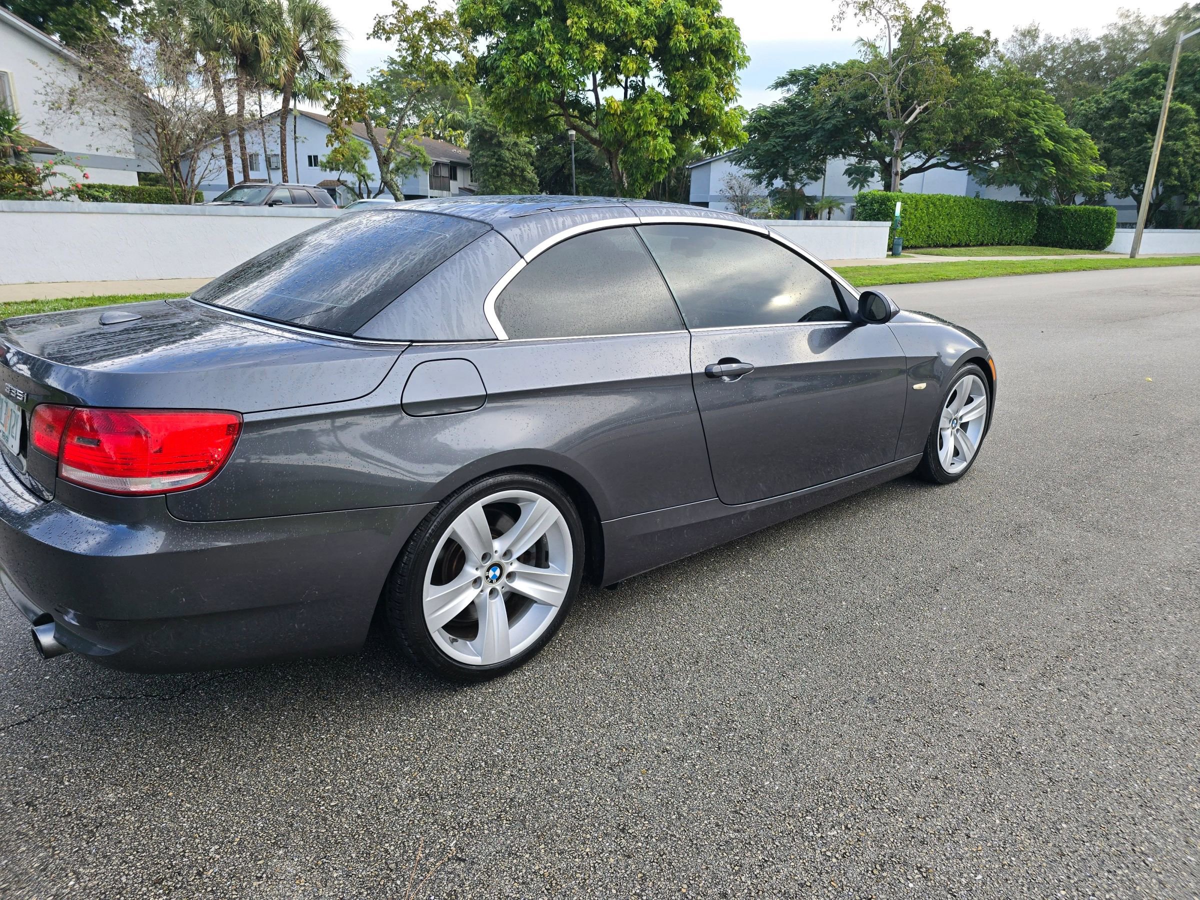 Used 2008 BMW 335i Convertible w/ Premium Pkg image 40
