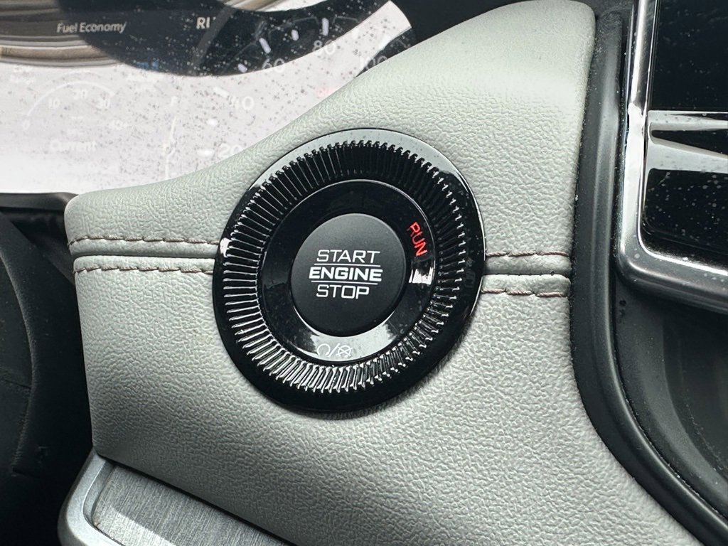 Used 2024 Jeep Compass Limited image 26