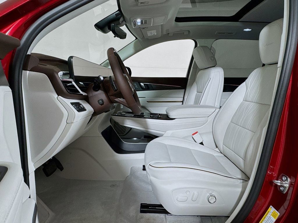 New 2026 Buick Enclave Avenir w/ Super Cruise Package image 12