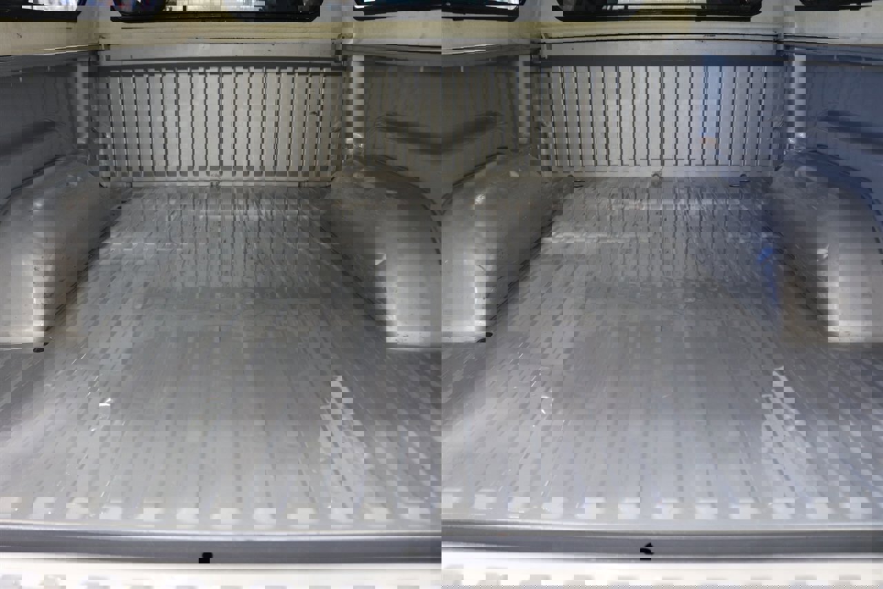 Used 1998 Dodge Ram 2500 Truck 4x4 Quad Cab image 38