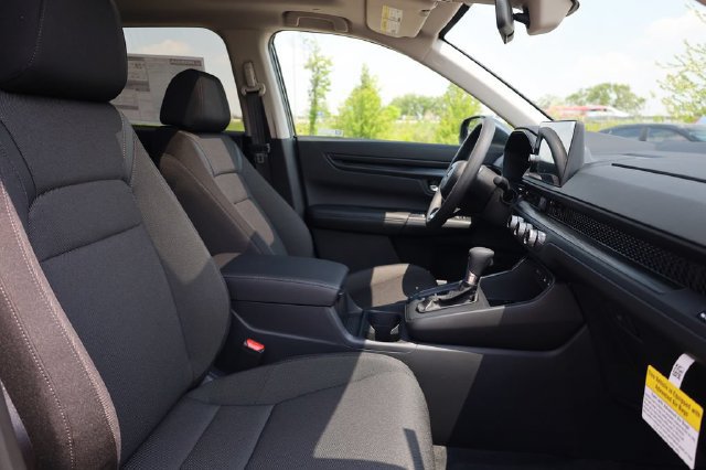 New 2026 Honda CR-V EX image 24