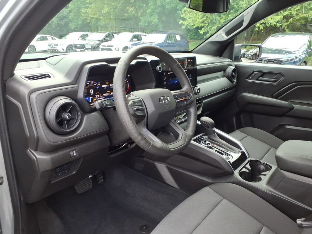 Certified 2025 Chevrolet Colorado Trail Boss AWD/4WD image 13