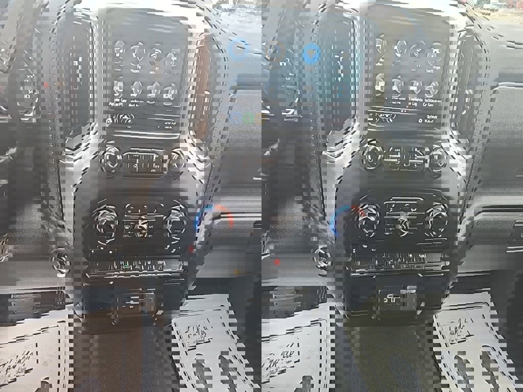 Used 2021 Chevrolet Silverado 1500 LT w/ Bed Protection Package image 14