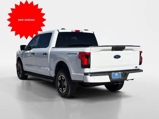 Used 2023 Ford F150 Lightning XLT AWD/4WD image 3