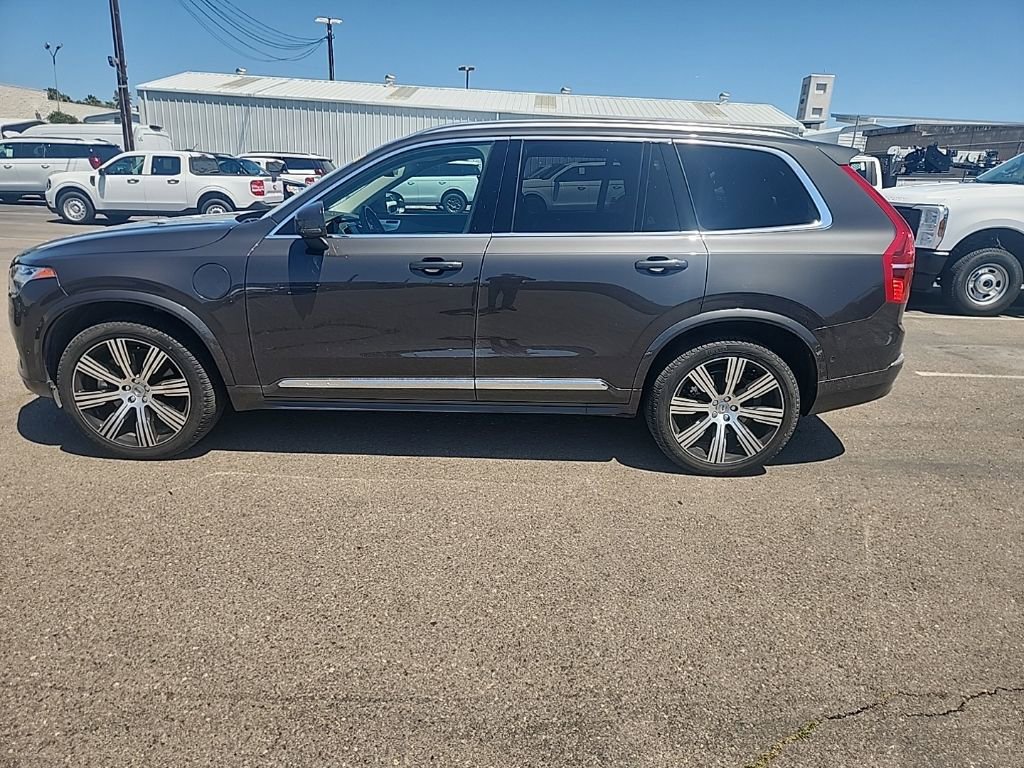 Used 2024 Volvo XC90 T8 Ultimate w/ Protection Package Premier AWD/4WD image 8