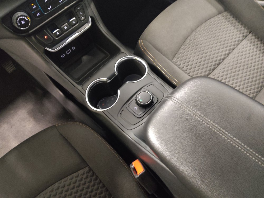 Used 2019 GMC Terrain SLE w/ LPO, Floor Liner Package FWD image 26