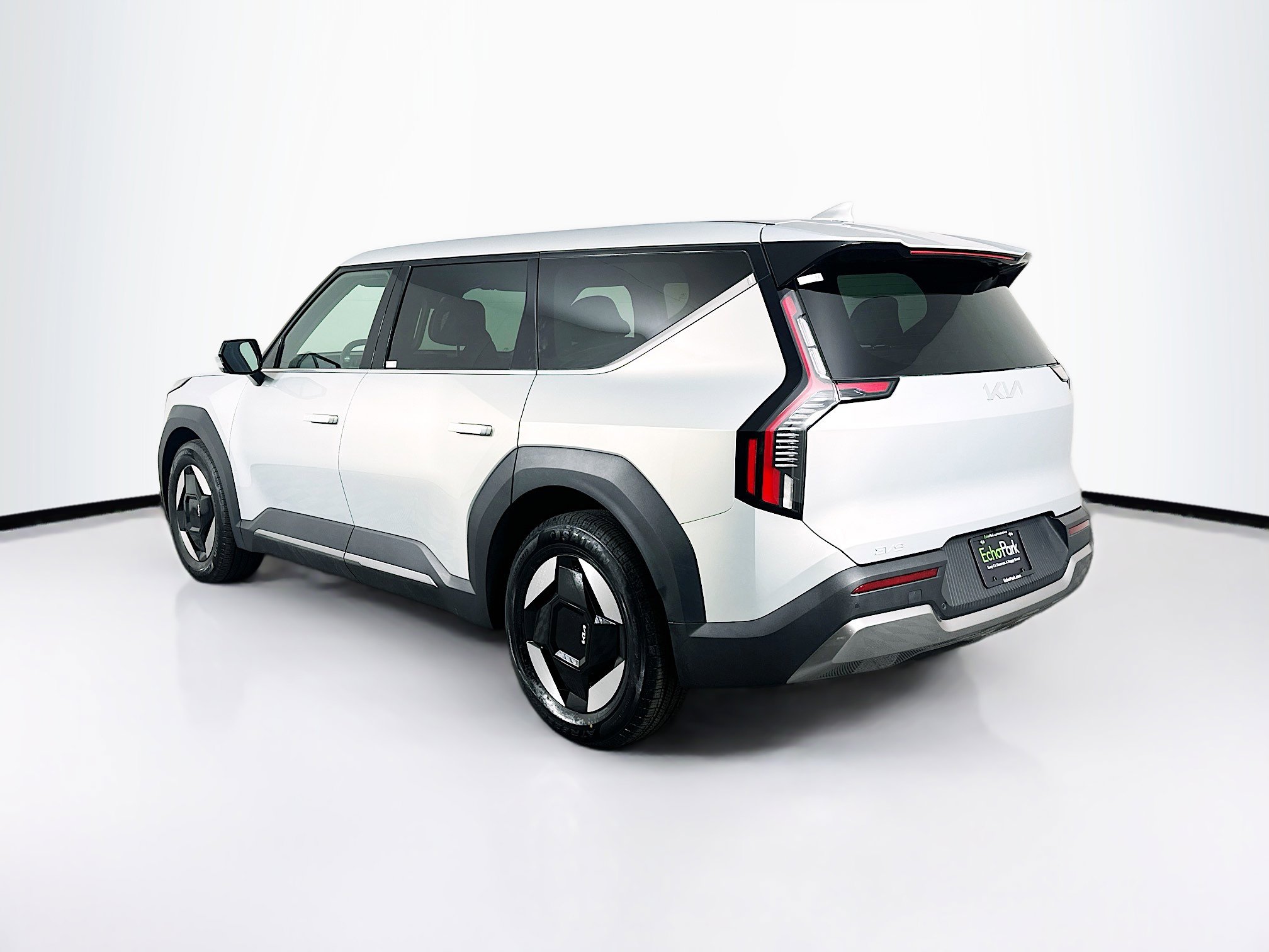 Used 2024 Kia EV9 Light Long Range image 5