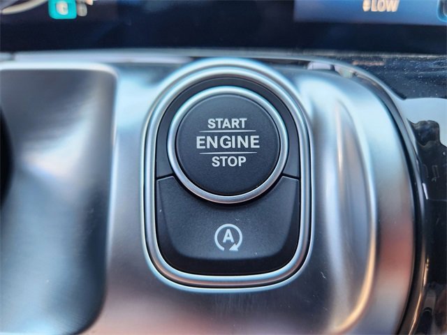 Certified 2025 Mercedes-Benz GLB 250 4MATIC image 21