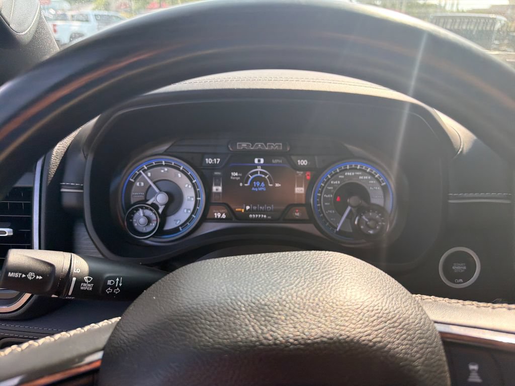 Used 2022 RAM 1500 Limited AWD/4WD image 19