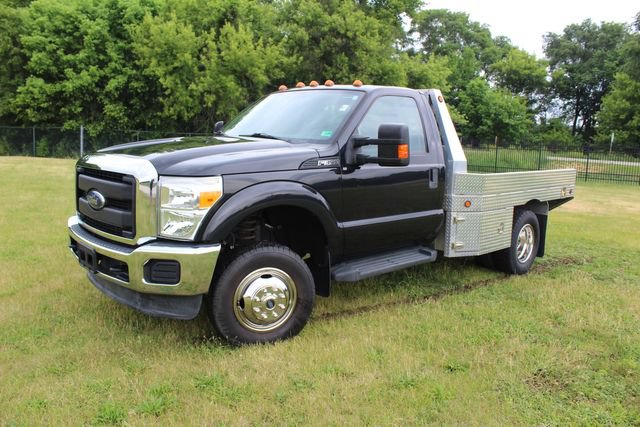 Used 2015 Ford F350 XL w/ Power Equipment Group AWD/4WD image 2