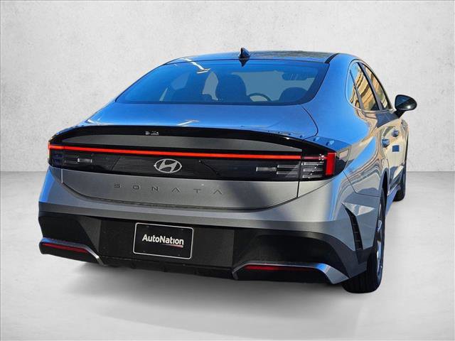 New 2026 Hyundai Sonata SE FWD image 2