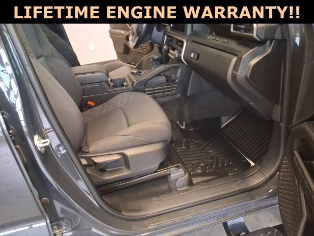 Used 2024 Toyota Tacoma SR image 29