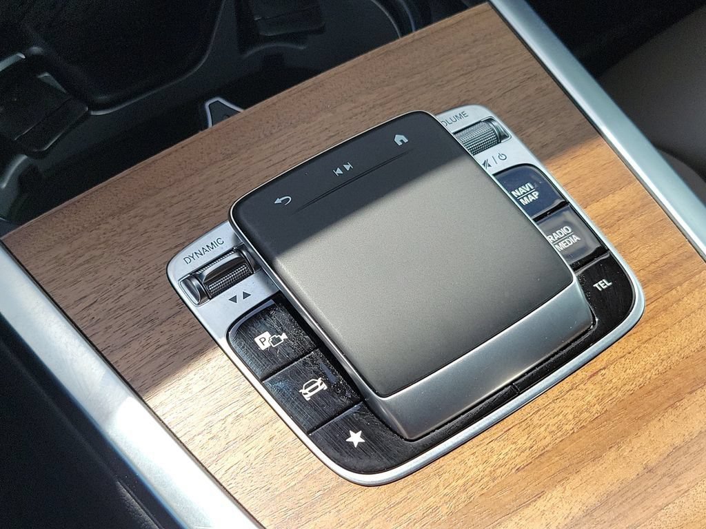 Used 2025 Mercedes-Benz G 550 image 28