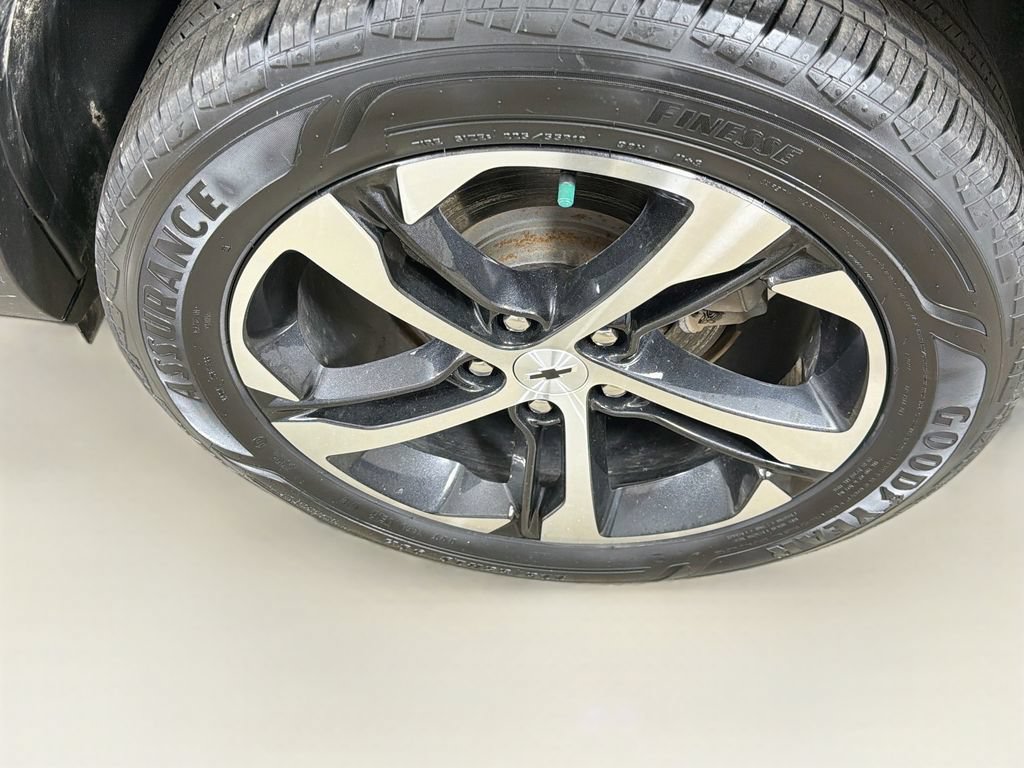 Used 2024 Chevrolet Trax RS FWD image 29
