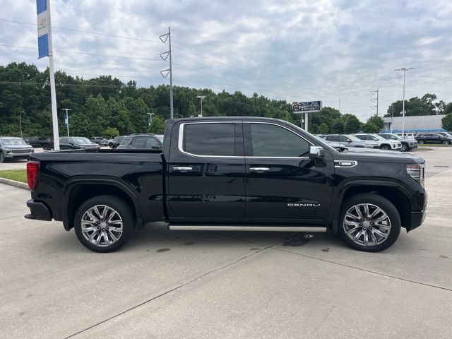 Used 2024 GMC Sierra 1500 Denali AWD/4WD image 11